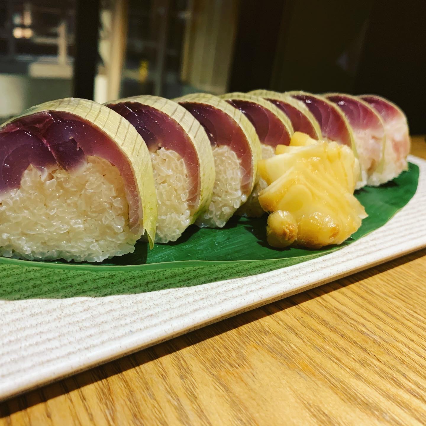 晩餐の鯖寿司